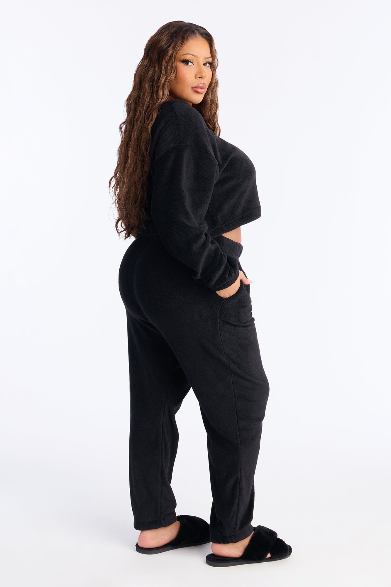 Keep You Cozy Plush Crew Neck PJ Jogger Set - Black