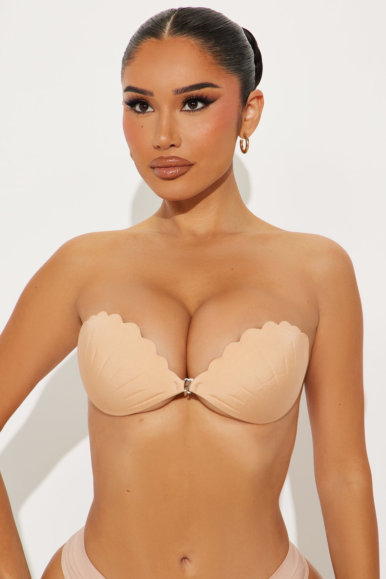 Prized Shells Invisible Sticky Bra - Tan