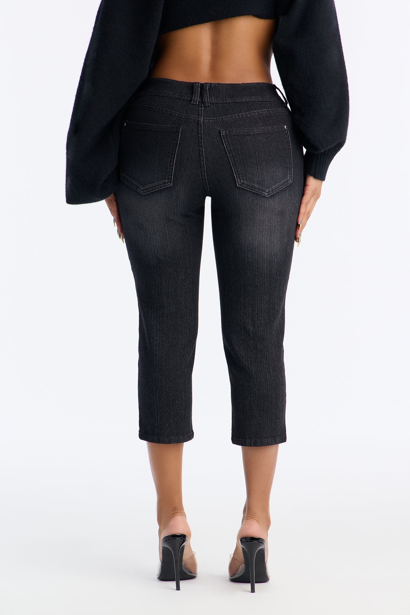 Lisbon Low Rise Pintuck Capri Jeans - Black Wash