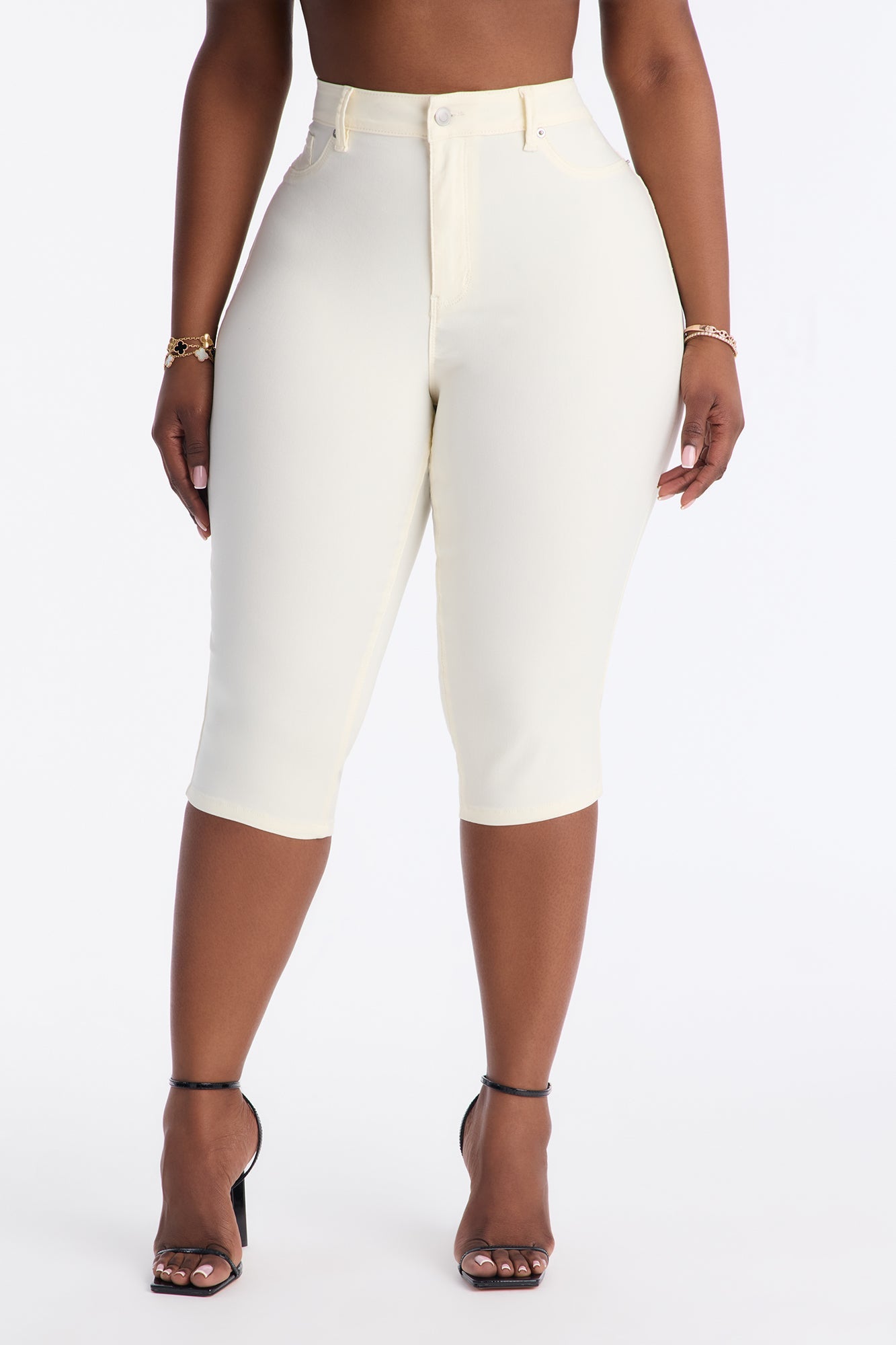 Hyperstretch Skinny Pedal Pusher Capri Pant 17″ - Ivory