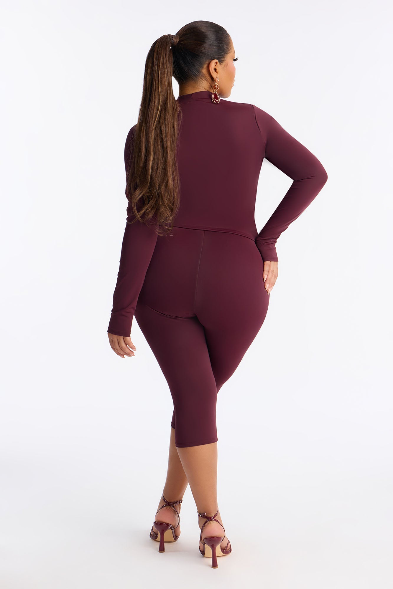 Isabelle Mock Neck Capri Set - Burgundy