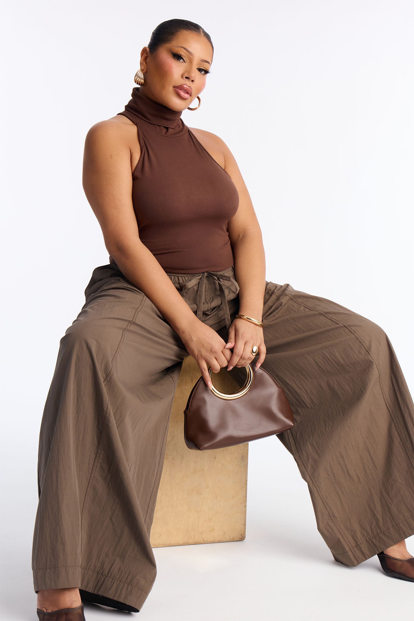 Rush Hour Tie Waist Windbreaker Pant 33″ - Chocolate