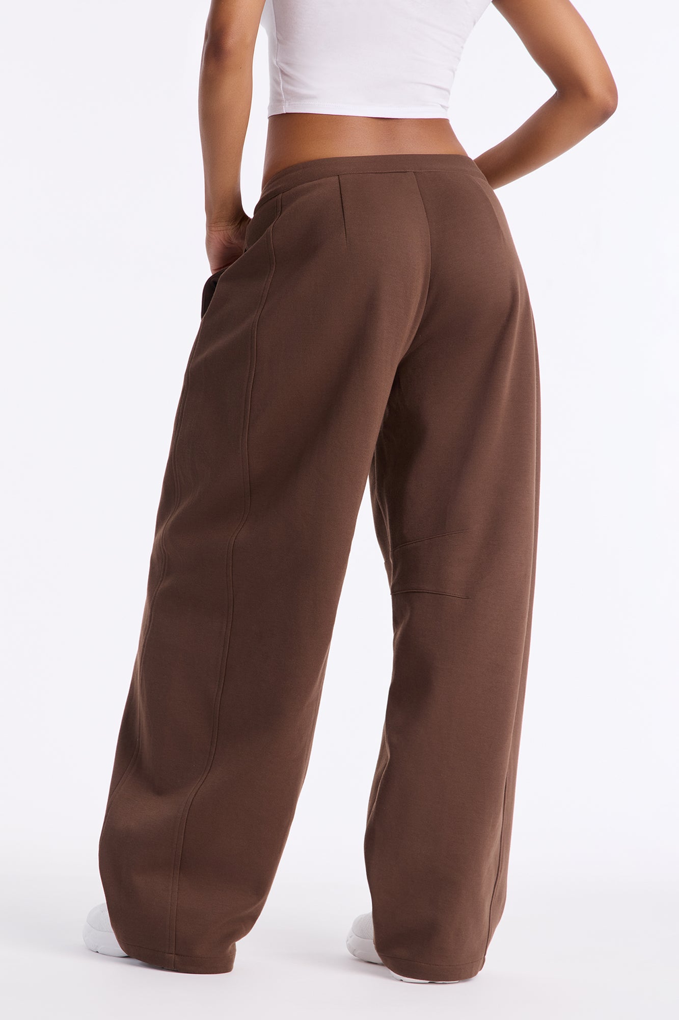 Juni Heavy Knit Jersey Barrel Leg Pant 31″ - Chocolate