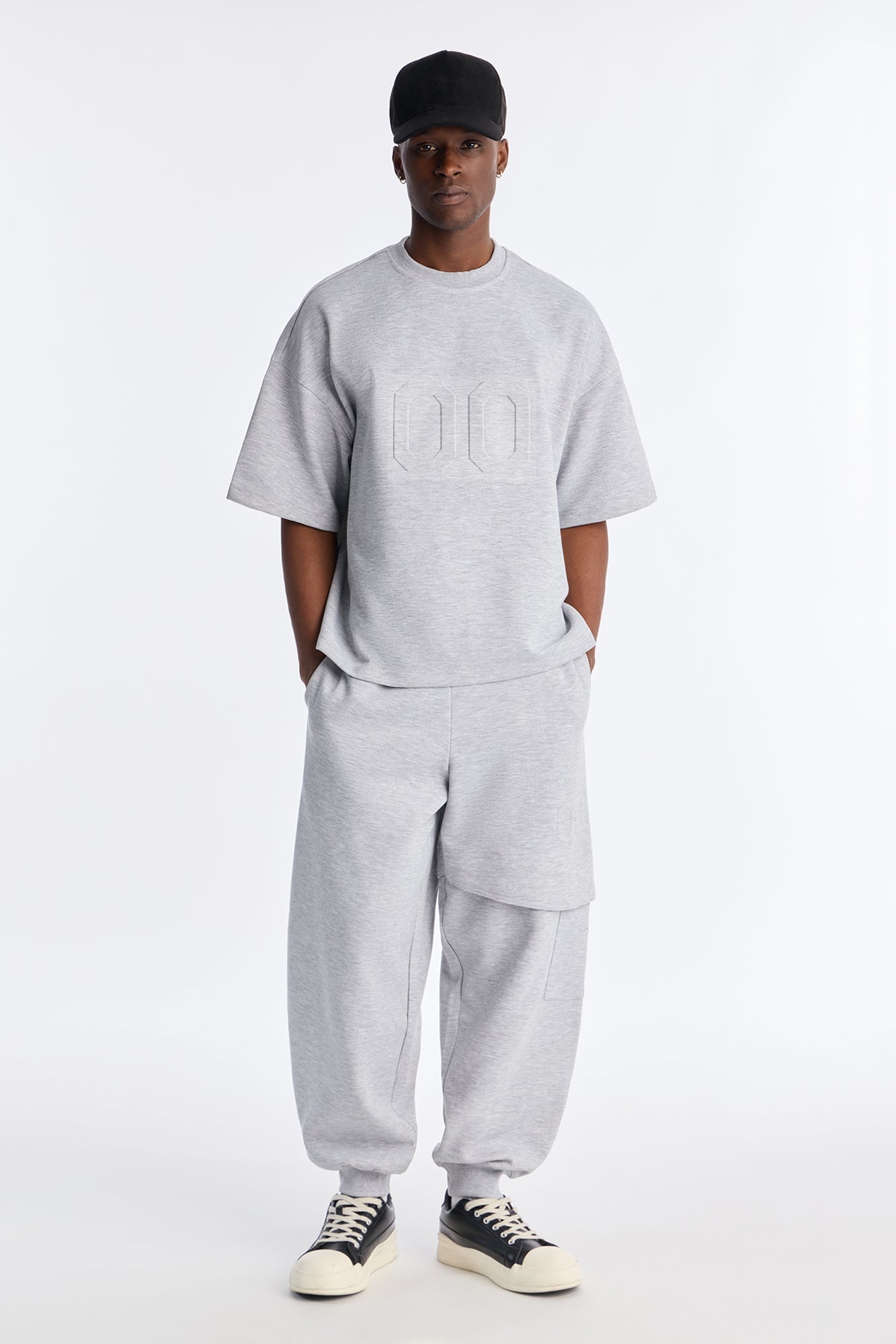 Structured Fleece Embossed Cargo Joggers - Heather Grey