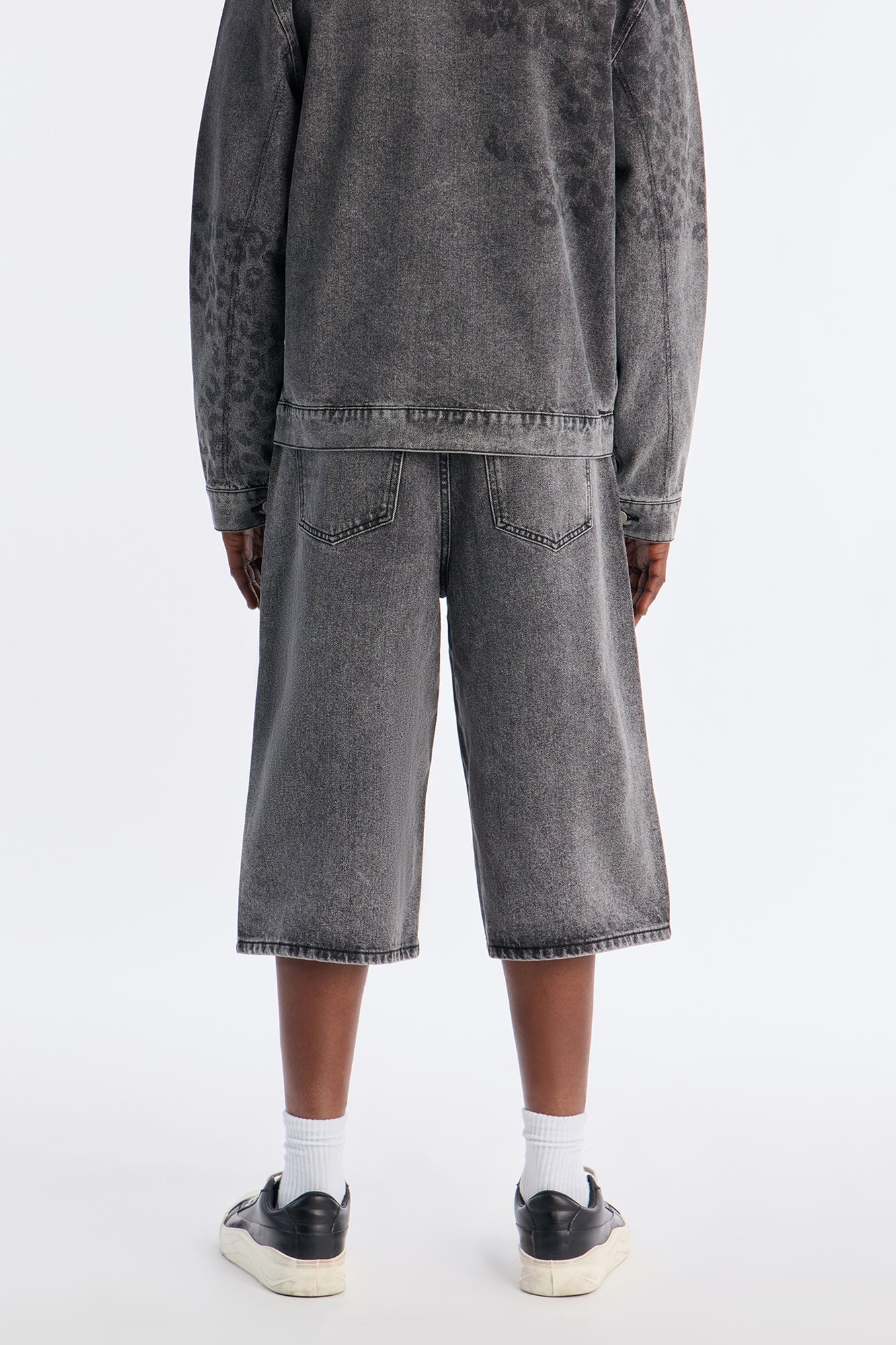 Baggy Night Fall Leopard Denim Shorts - Black Wash