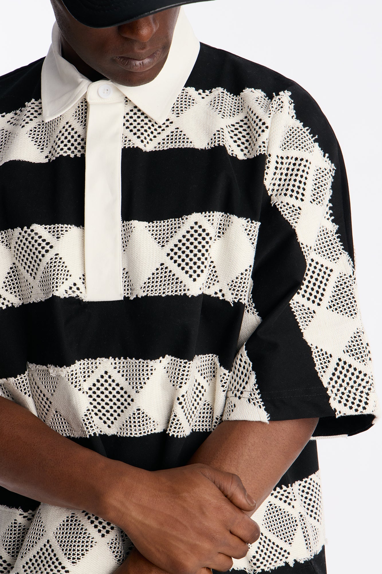 Oversized Offshore Reef Crochet Polo Shirt - Black/White
