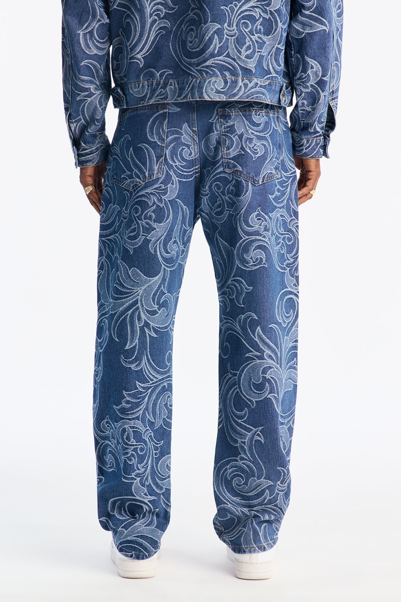 Straight Baroque Jacquard Jean - Medium Blue Wash