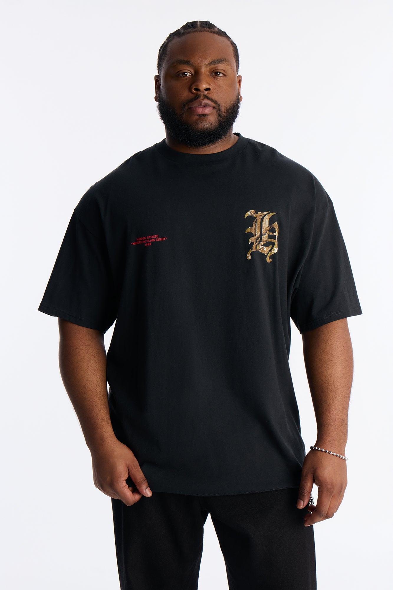 Hidden In The Leaf Short Sleeve Tee - Black