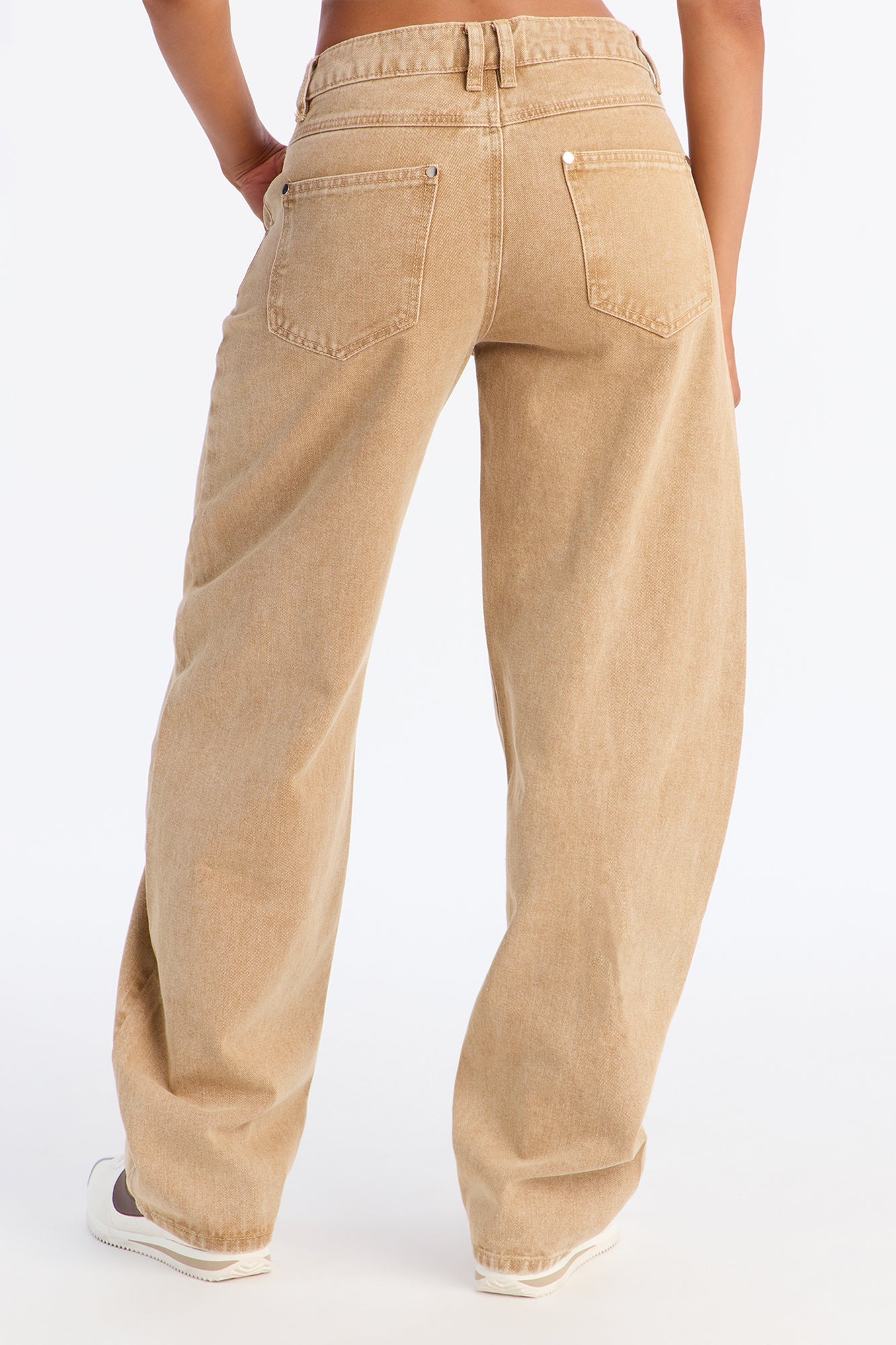 Easy Going Barrel Leg Jeans - Khaki