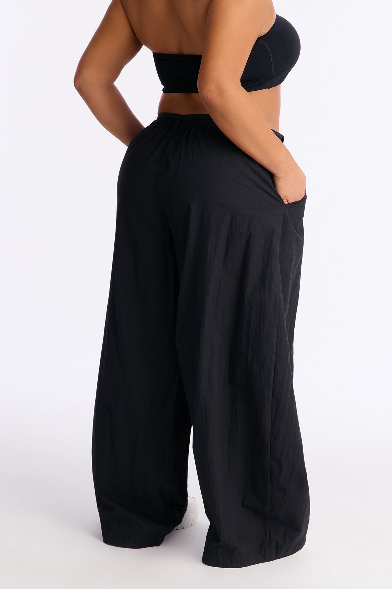Rush Hour Tie Waist Windbreaker Pant 33″ - Black