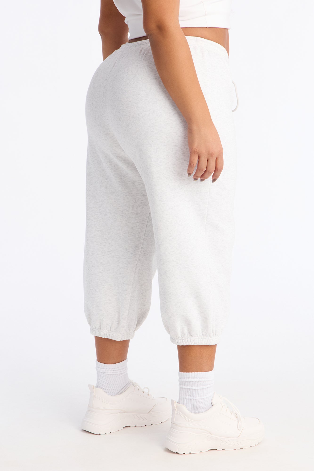 Taylor Low Rise Capri Jogger - Light Grey