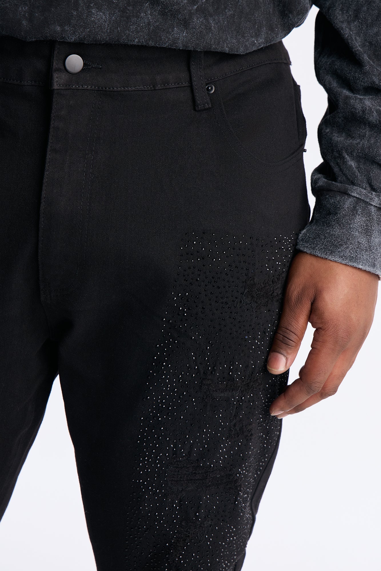 Skinny Stacked Abstract Embellished Pant - Black