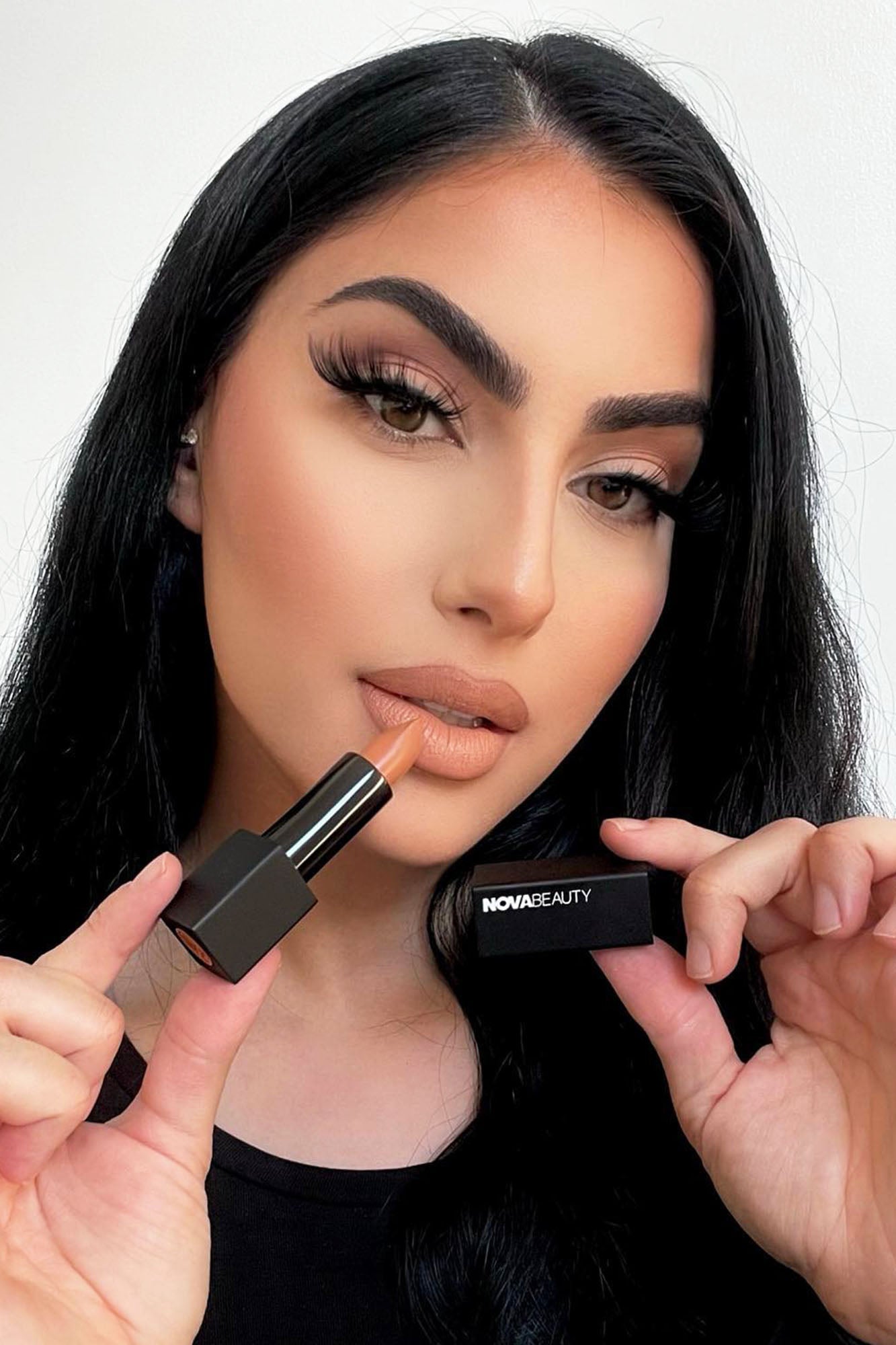 NOVABEAUTY Perfect Pout Moisturizing Matte Lipstick - Tone