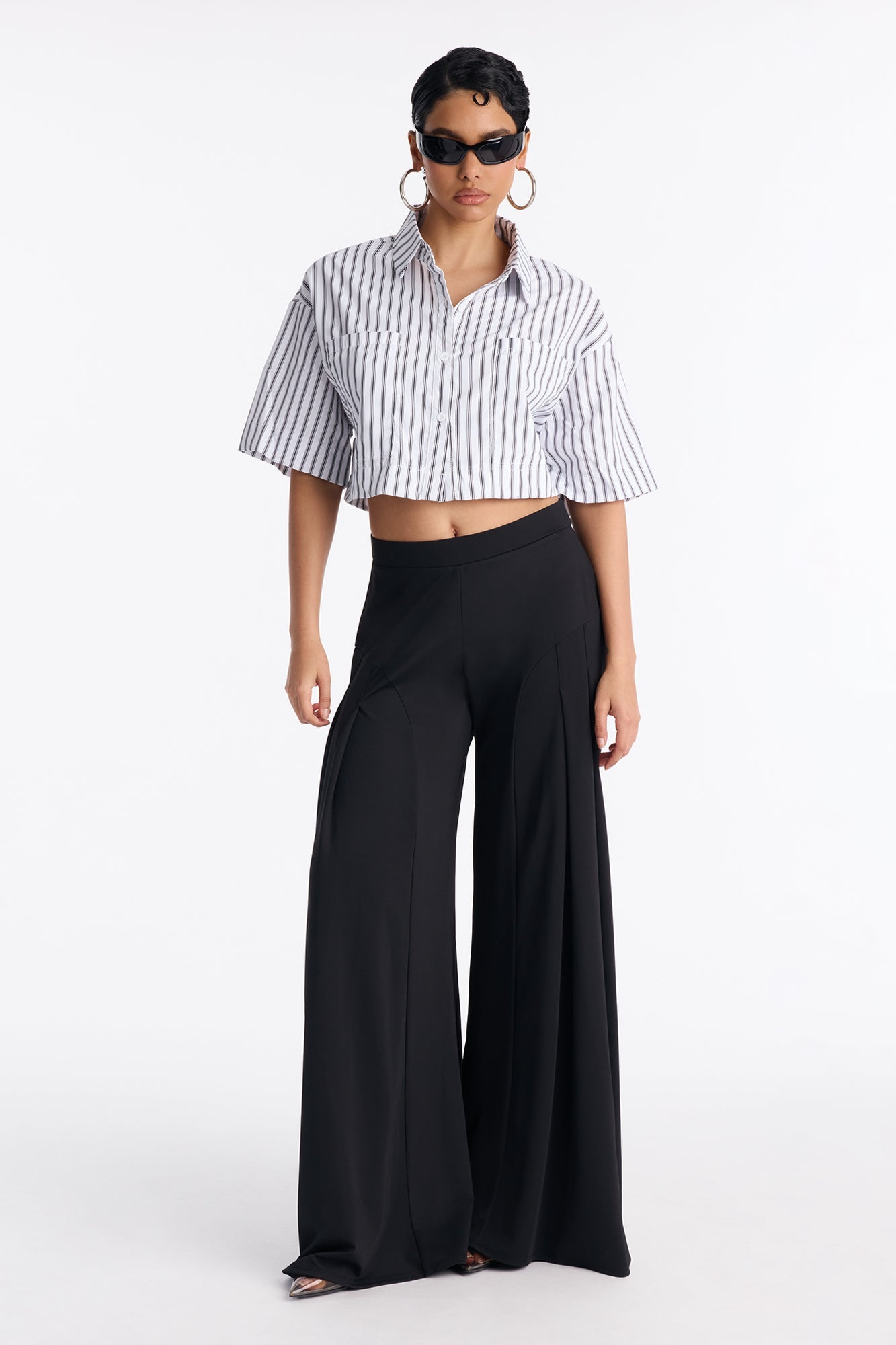 Tamara Pleated Mid Rise Super Wide Leg Pant 33″ - Black