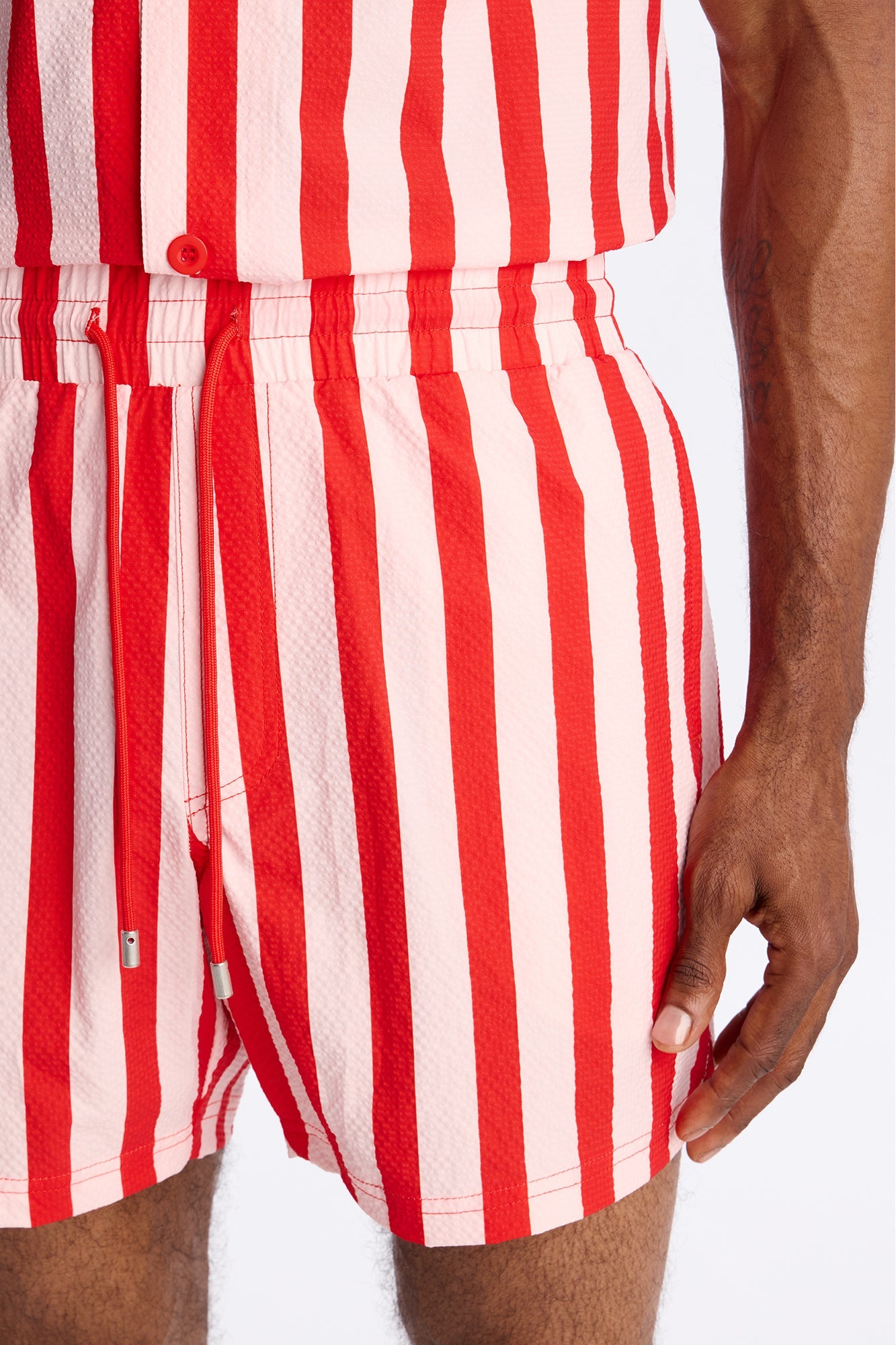 Striped Party Seersucker Swim Trunk 6″ - Red