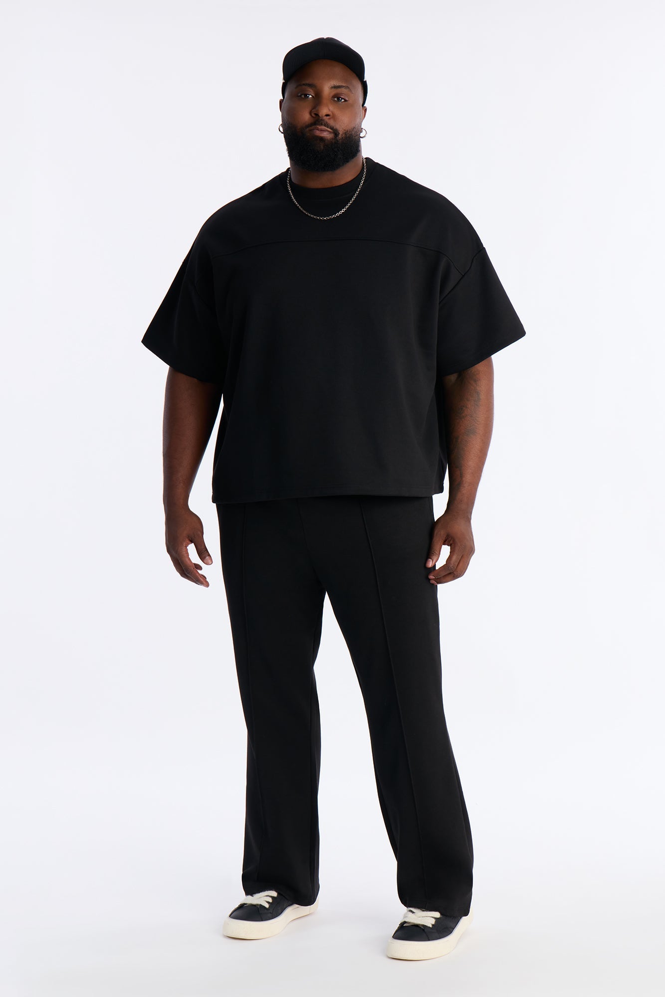 Structured Fleece Pintuck Slim Flare Sweatpants - Black