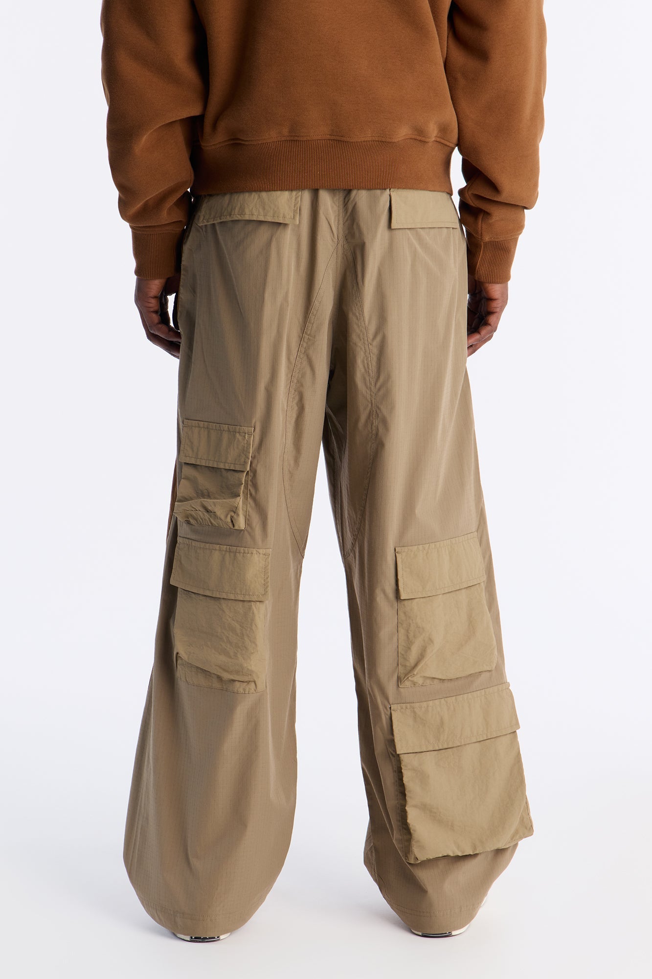 Wide Leg Rear All Over Pocket Tech Pant - Bronze