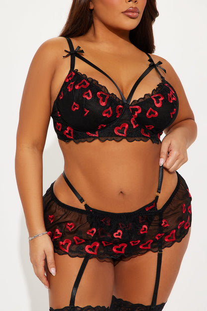 Erin Kiss Kiss Lace Garter 3 Piece Set - Black/Red