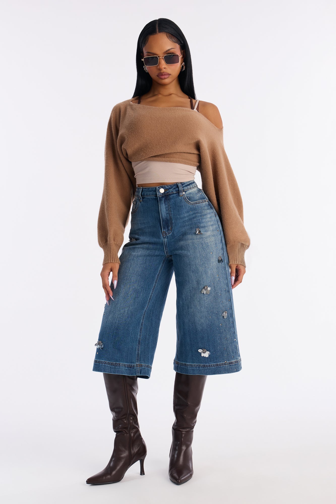 Fine Taste Embellished Culotte Jeans - Dark Wash