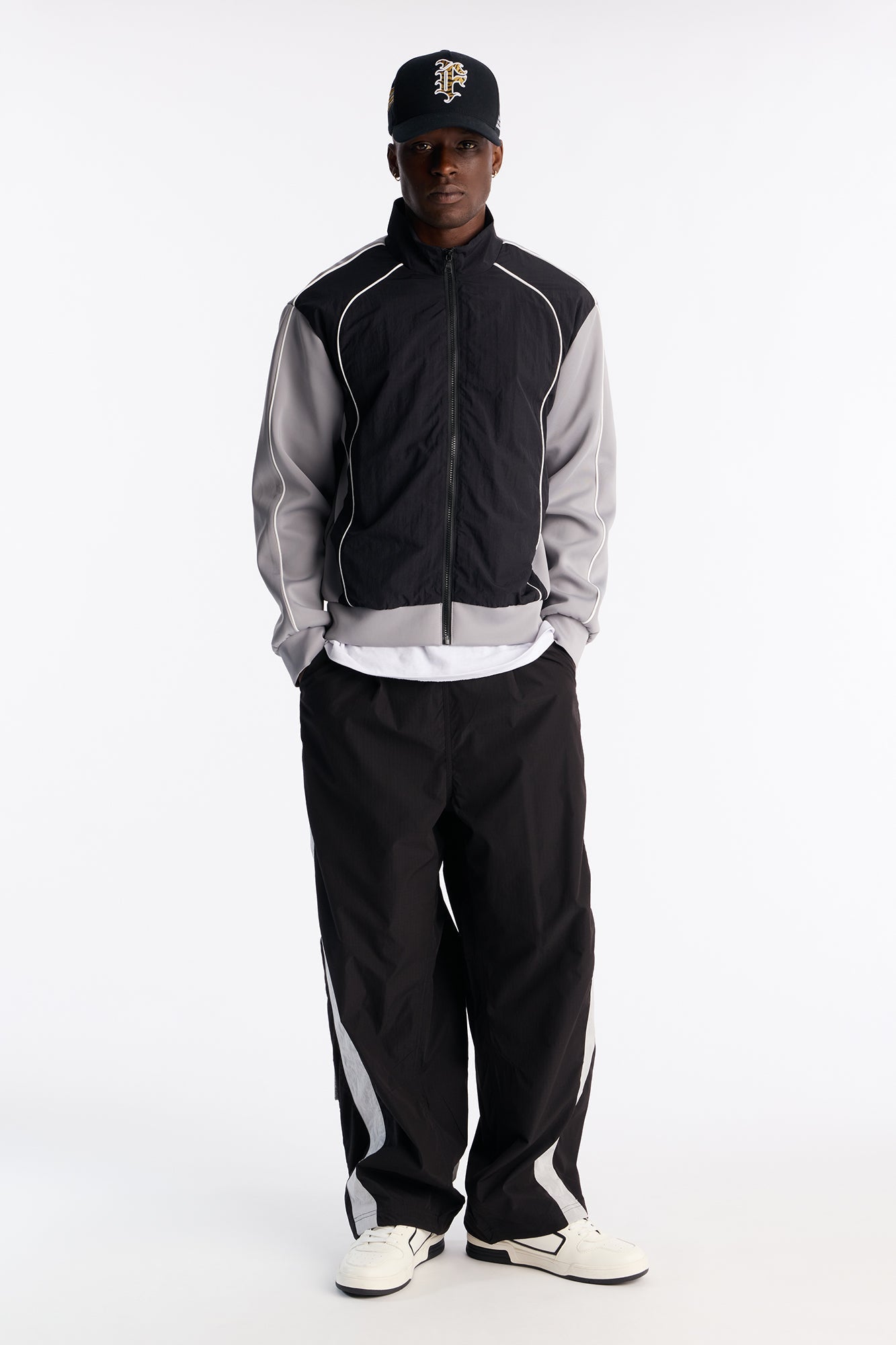 Scuba Fleece Paneled Jacket - Black/Grey