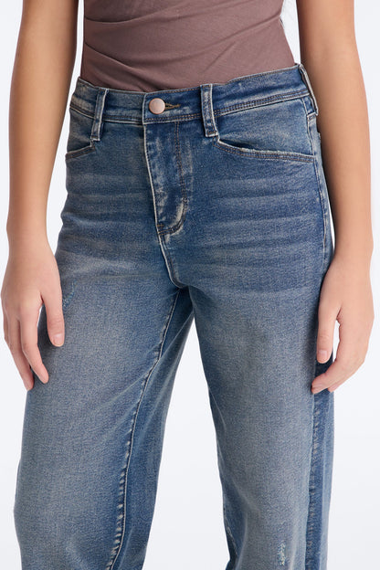 Mini Lost As Always Stretch Baggy Jeans - Medium Wash