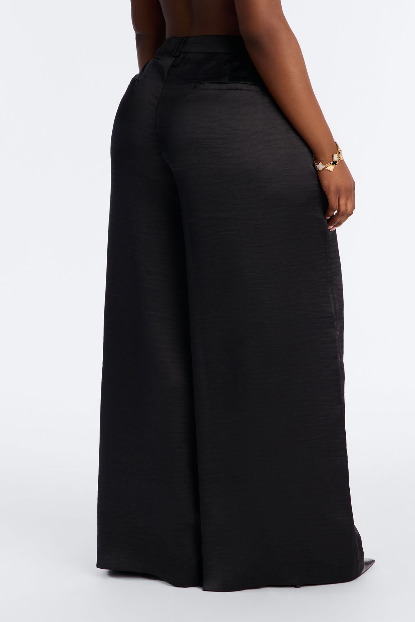 Romance Me Satin Trouser - Black