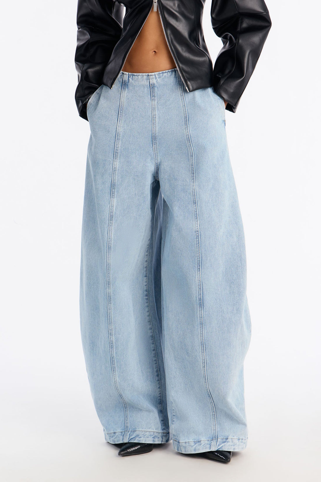 Over The Clouds Balloon Jeans - Light Wash