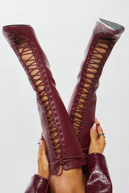 Dagger Lace Up Boots - Burgundy