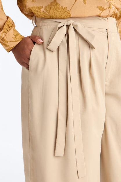Quiet Luxury Tie Waist Crepe Trouser 33″ - Khaki