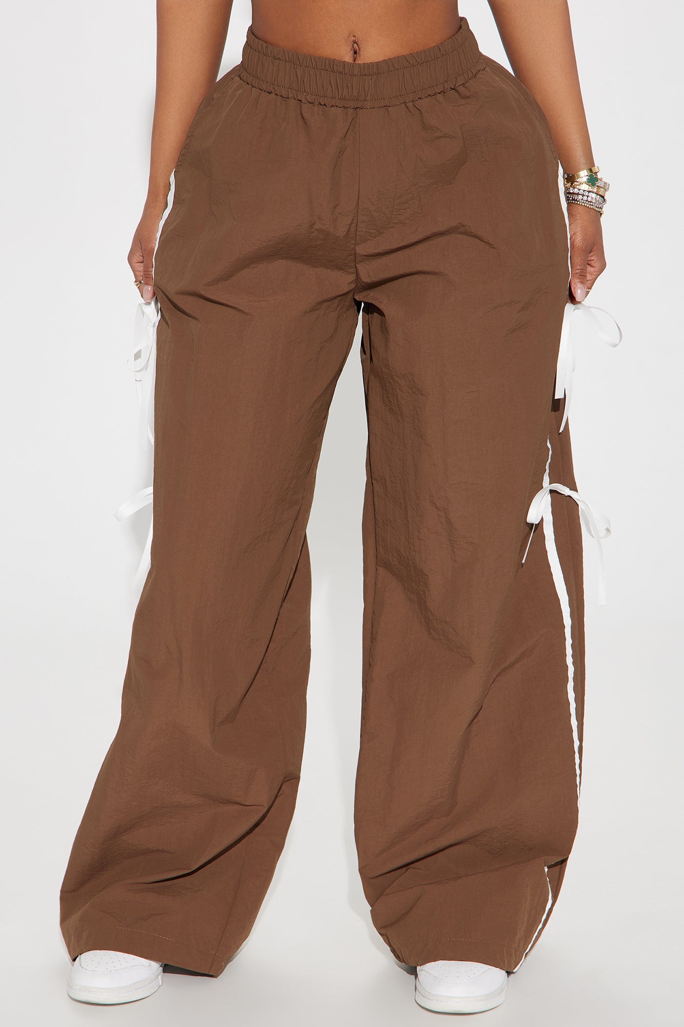 Cindy Windbreaker Track Pant - Chocolate