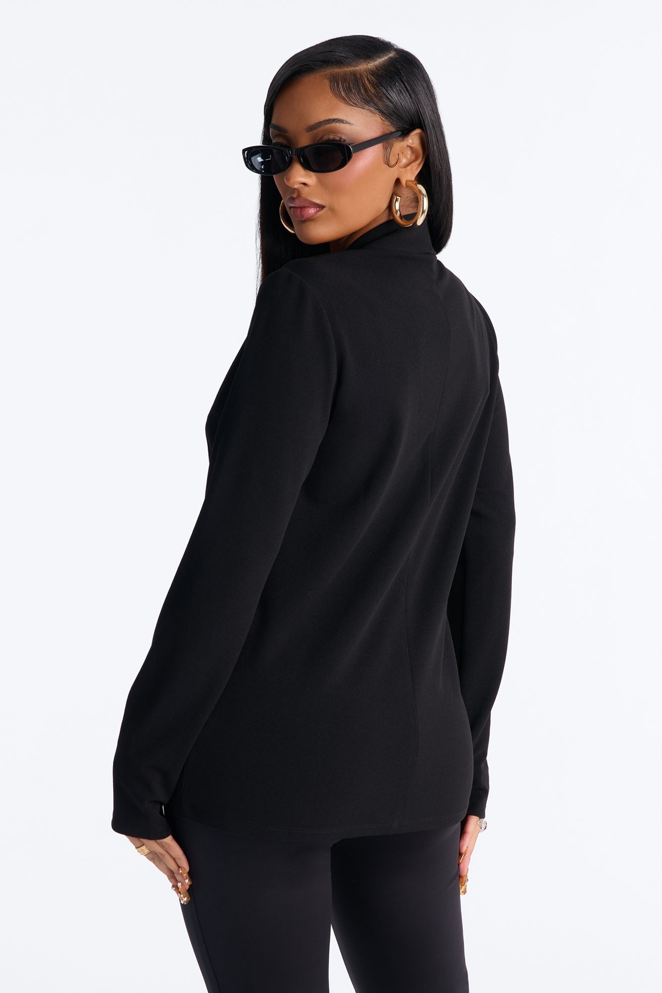 Head Of The Table Capri Set - Black