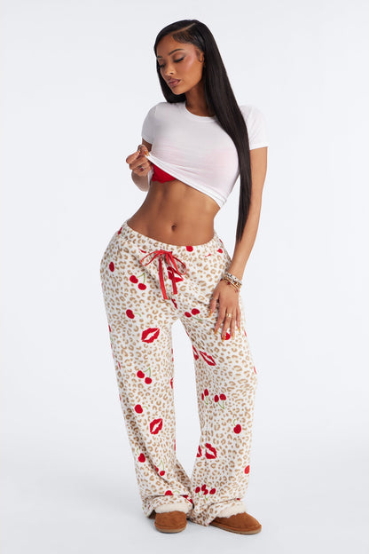 Wild Kisses Plush PJ Pants - White/combo