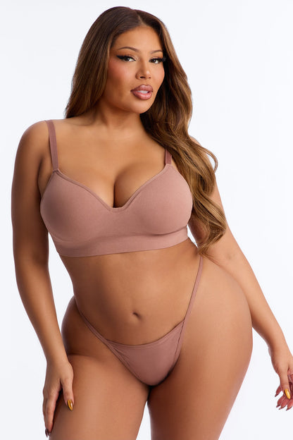 Close For Comfort Seamless Wireless Deep Plunge Bra - Mocha