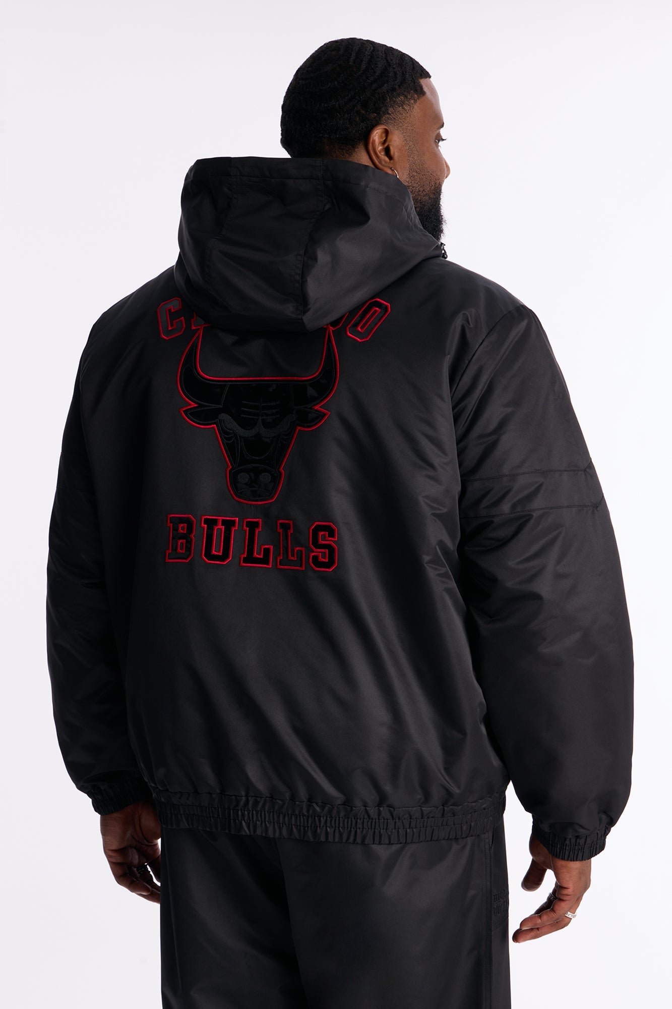 Bulls Black Out Jacket - Black