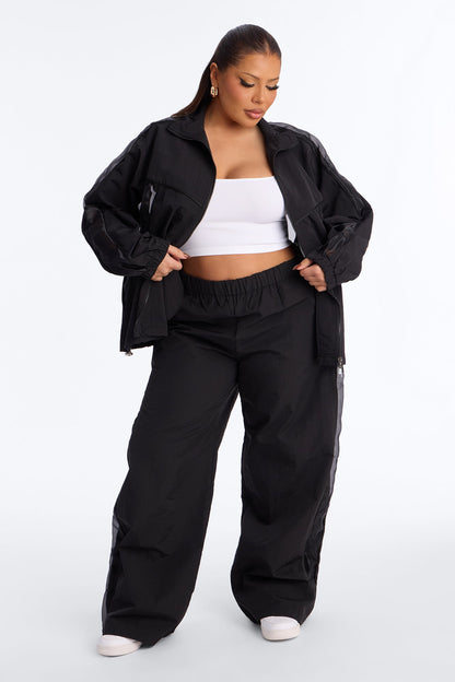 No Days Off Sheer Windbreaker Pant 33″ - Black