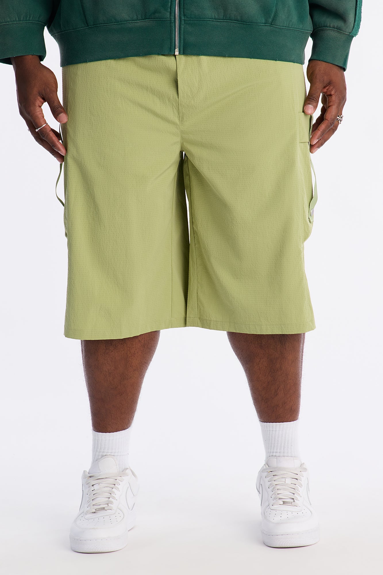 Relaxed Ninth Element Tech Short - Sage