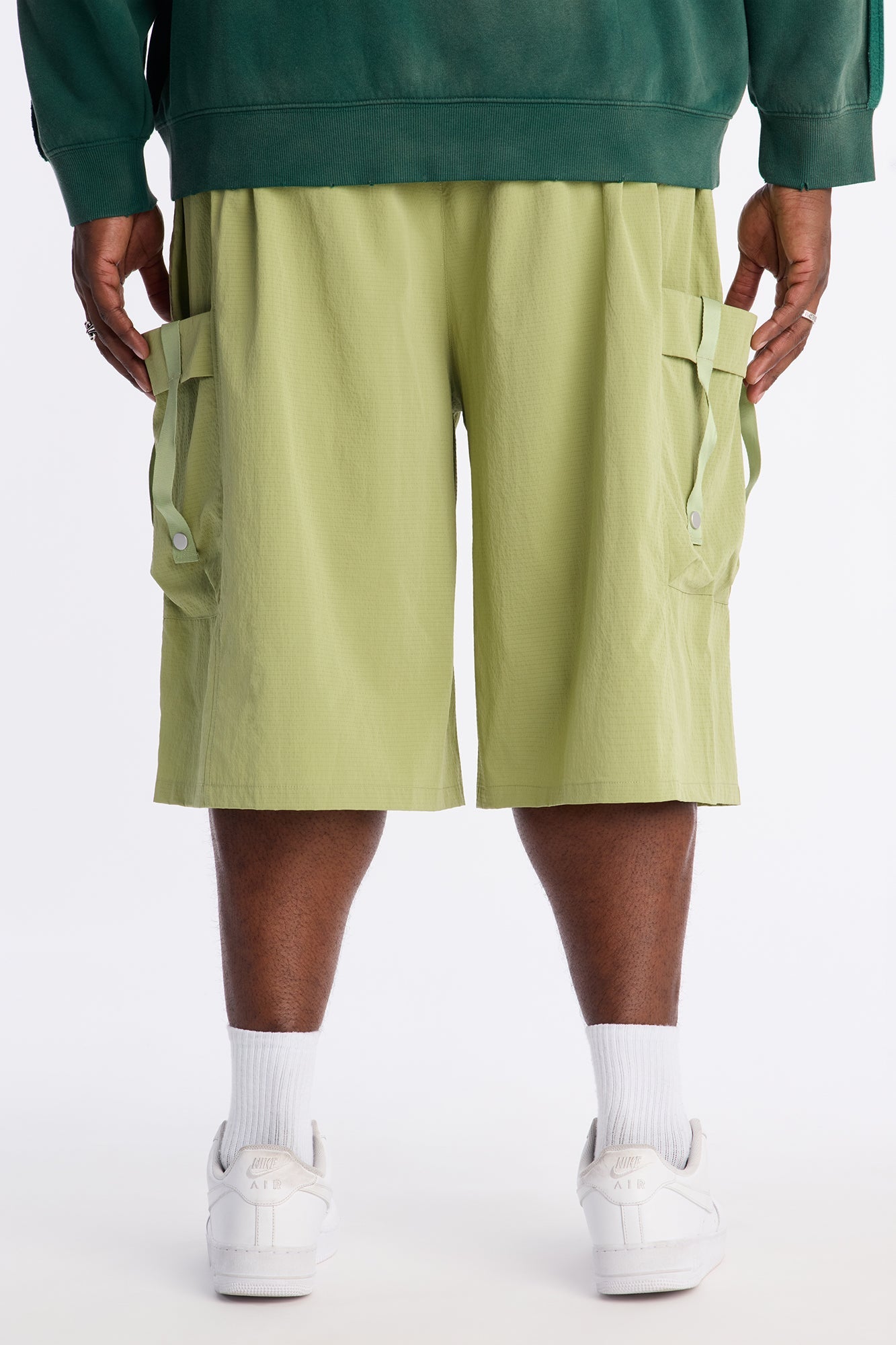 Relaxed Ninth Element Tech Short - Sage