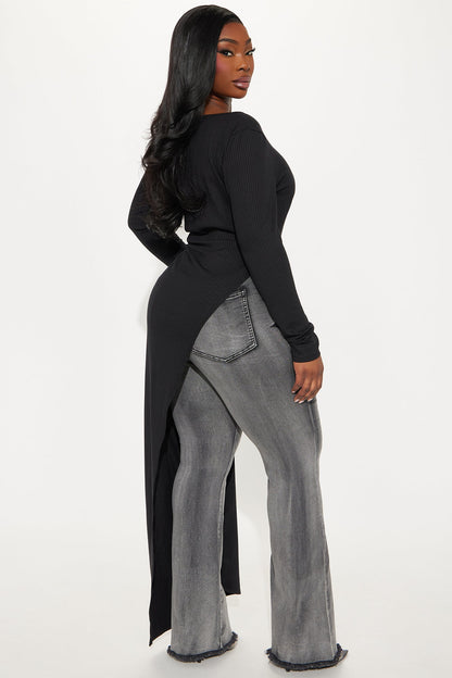 Causal Statement Ribbed Top - Black