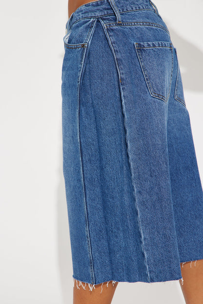 Aleksa Pleated Non Stretch Denim Jorts - Dark Wash