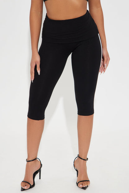 What Attitude Foldover Waistband Capri Legging - Black/White