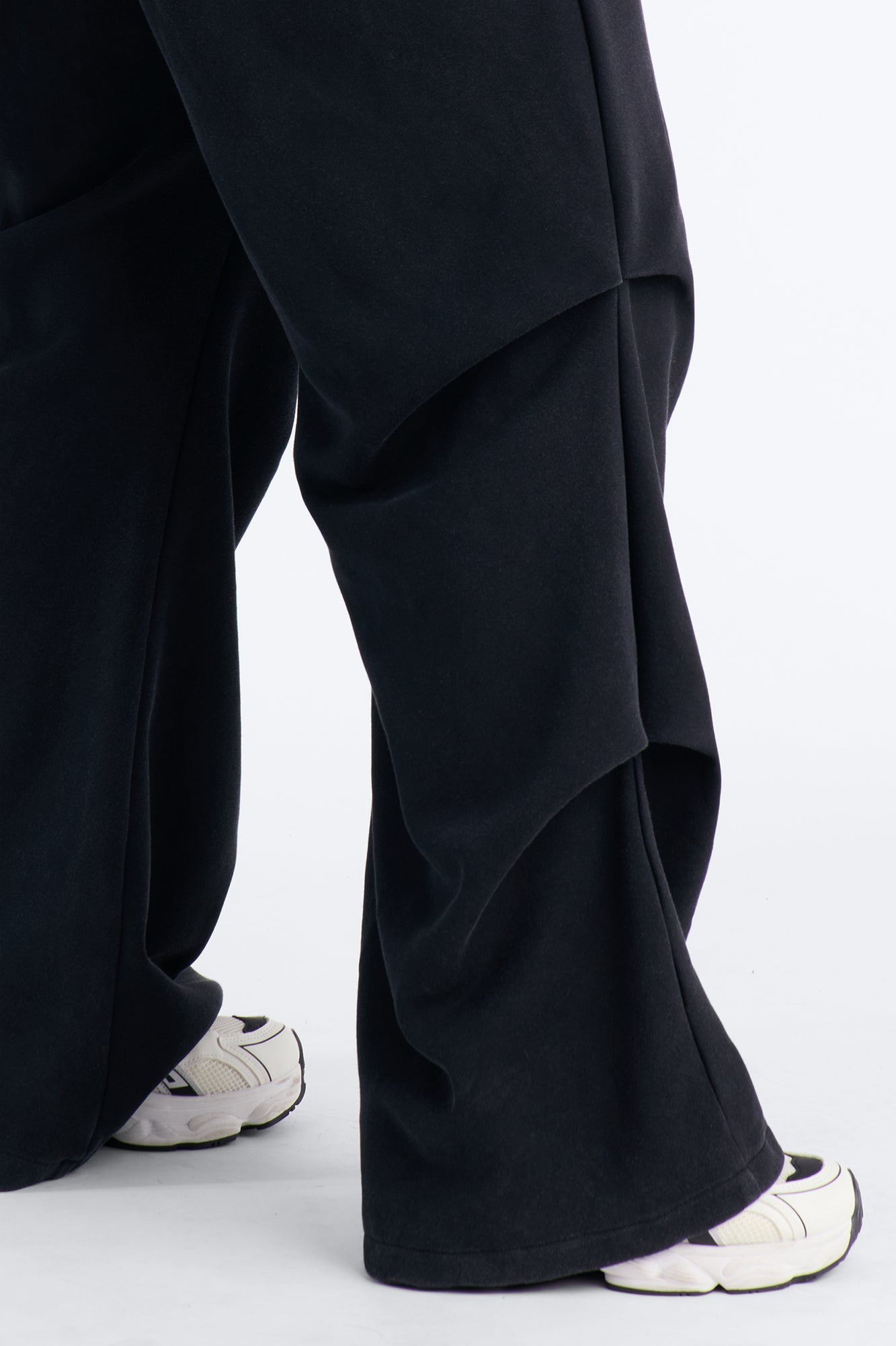 Far From Average Washed Mid Rise Stacked Pant 33″ - Black Wash