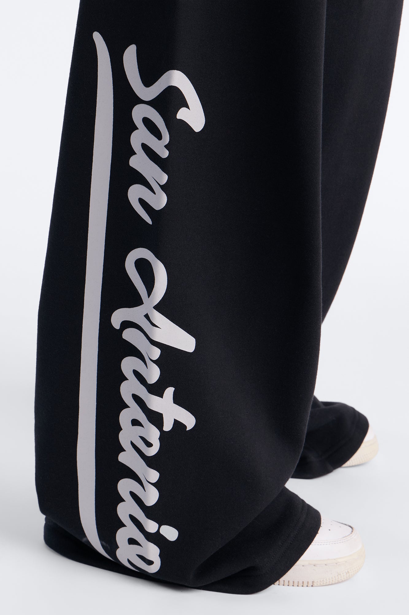 NBA San Antonio Spurs Fleece Wide Leg Pants - Black