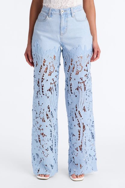 Lilou Wide Leg Jeans - Light Wash