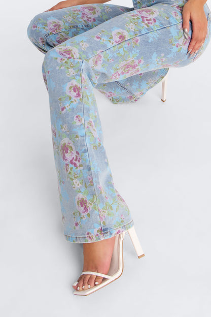 Bouquet Toss Floral Print Flare Jeans - Light Wash