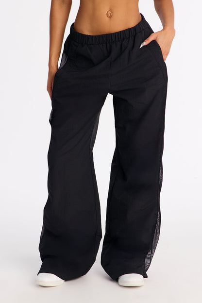 Airwave Motion Windbreaker Pant - Black