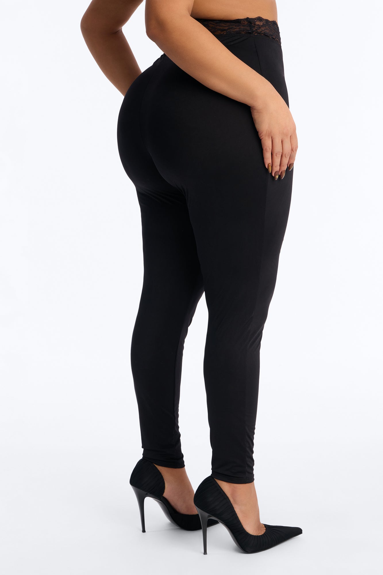 Adalynn High Waisted Lace Trim Legging 29″ - Black