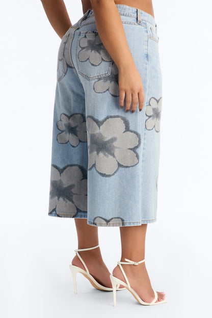 Born To Bloom Wide Leg Culotte Jeans - Light Wash