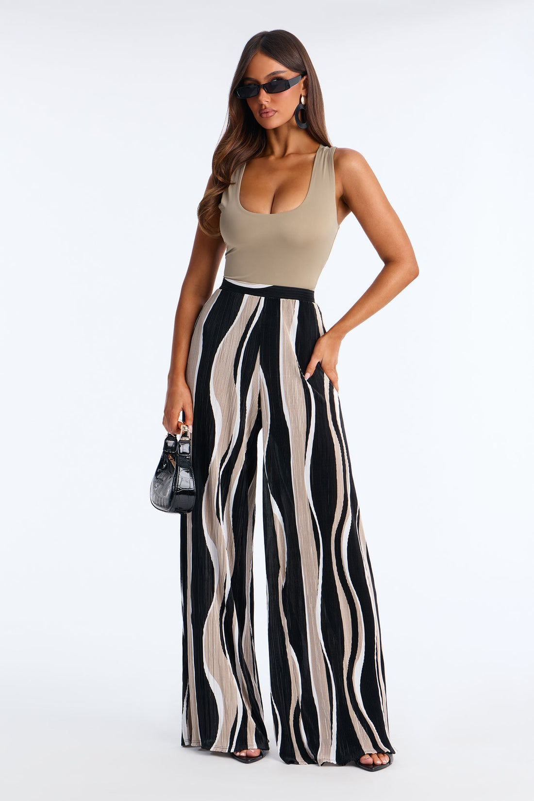 In The Tropics Abstract Plisse Wide Leg Pant 33″ - Black/combo