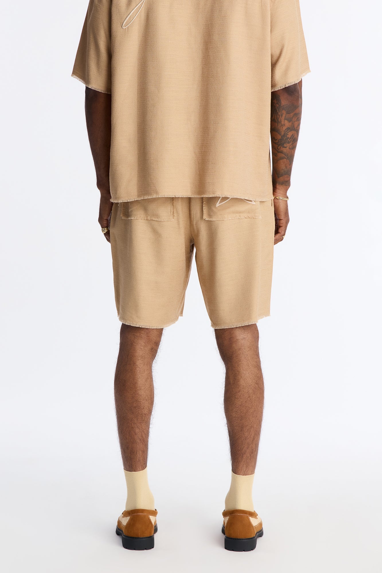 Relaxed Tropic Fearless Frayed Short - Tan
