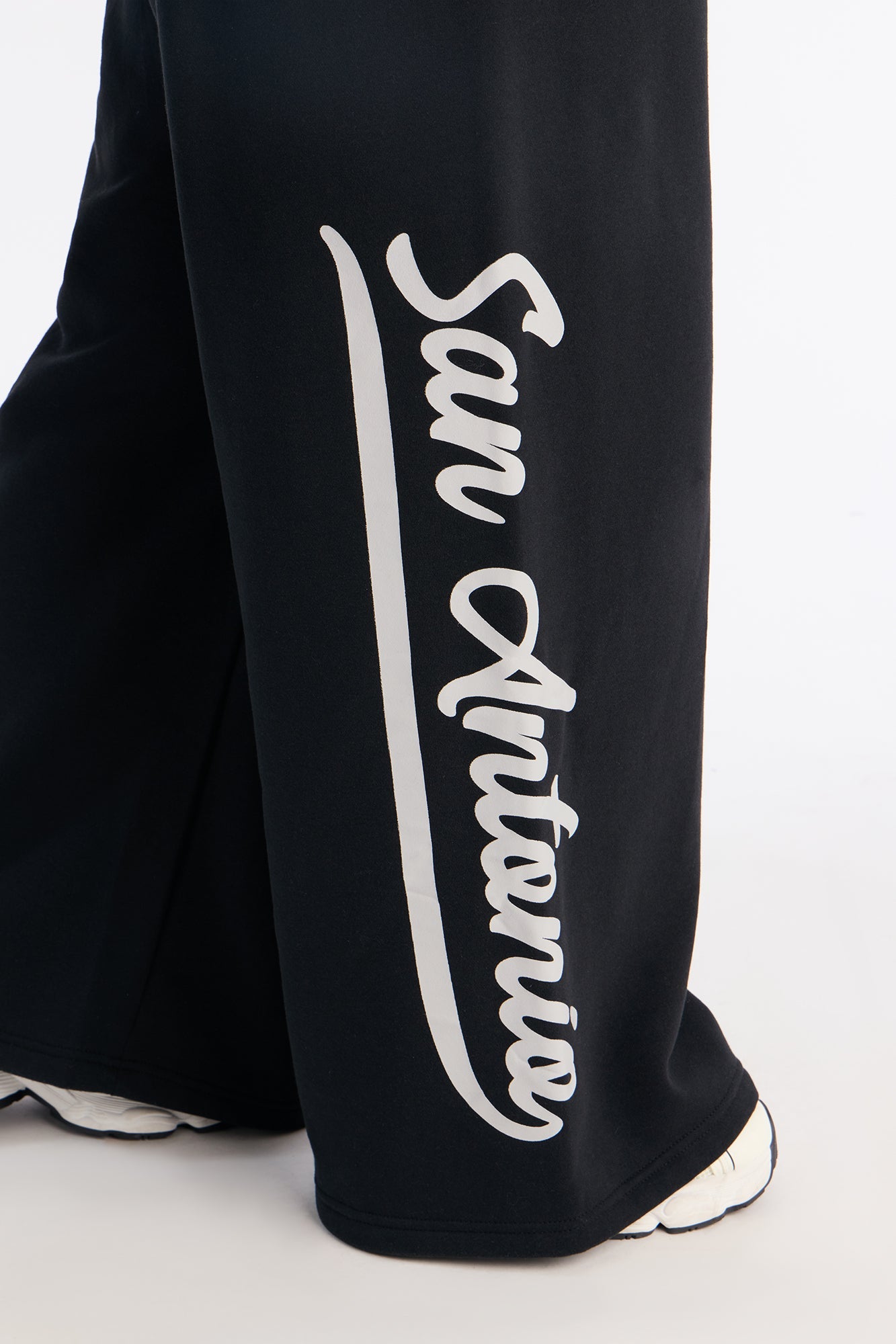 NBA San Antonio Spurs Fleece Wide Leg Pants - Black